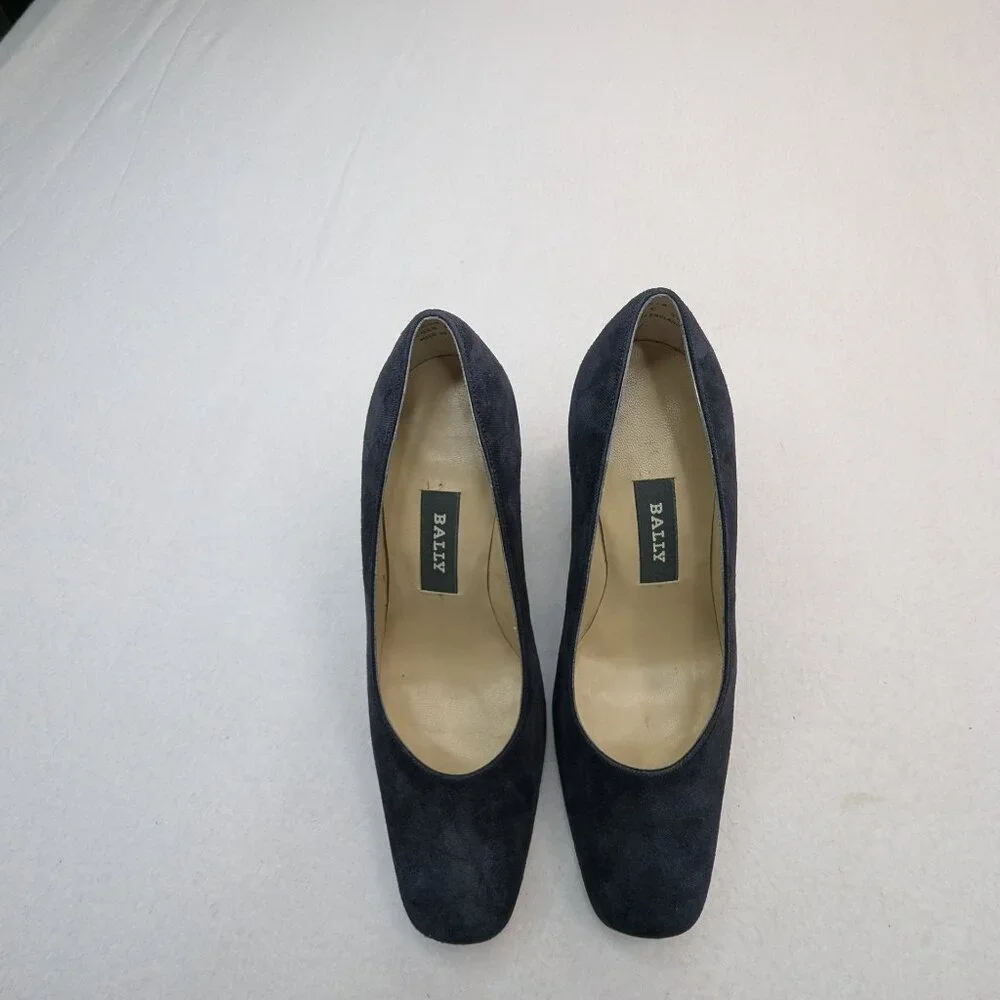 Bally Classic Navy Blue Sued Pump Heels Woman's Size 6 Rare England Made Nice! - Picture 5 of 13